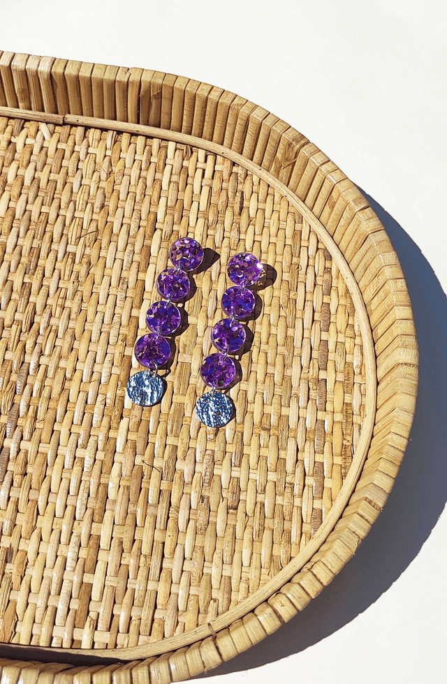 Boucles d&#039;oreilles Olivia - Paillettes violettes